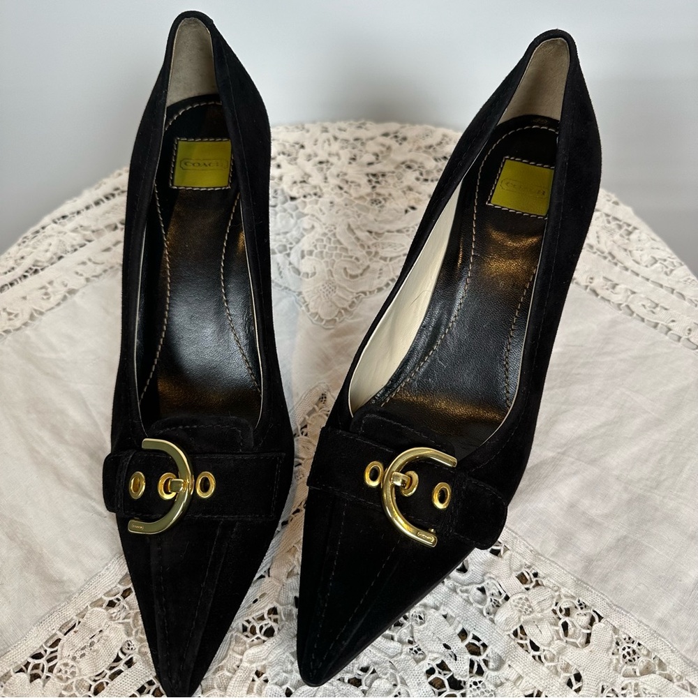 Coach Black Suede Italy Leather Pointed Toe Gold Buckle 3in Kitten Heels Sz 7.5